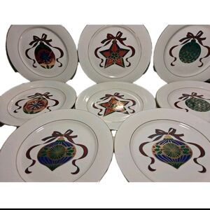 Holiday Ornament Design Plate Set